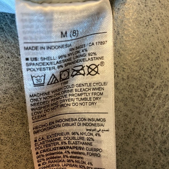 Girls Old Navy bathing suit - Picture 3 of 3